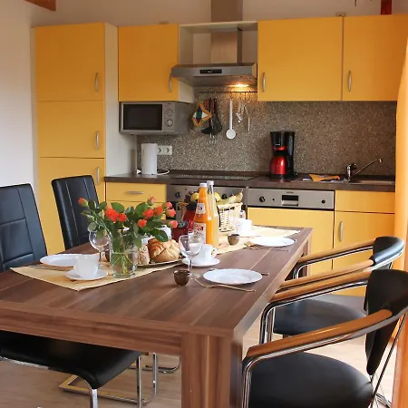 Ferienhaus Holiday Near The Beach With Lake View